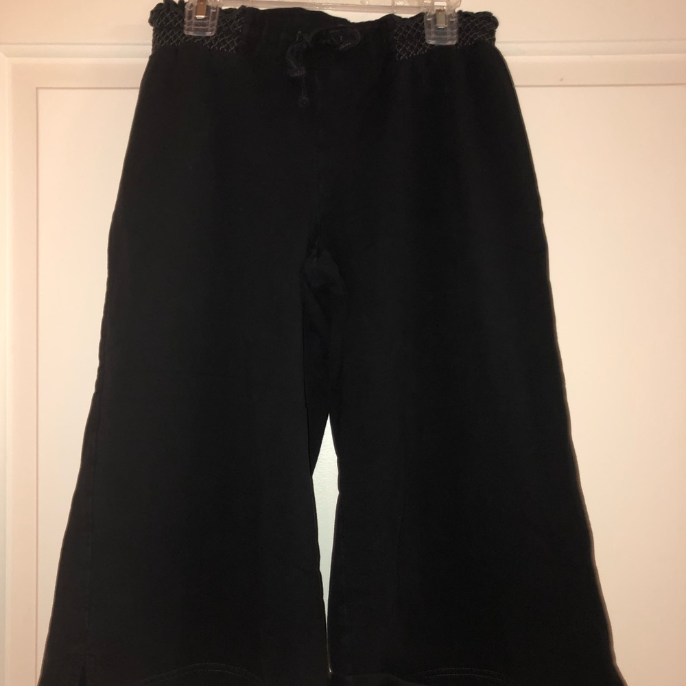 Cropped yoga pants